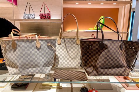 how much cheaper is louis vuitton in hawaii|louis vuitton waikiki.